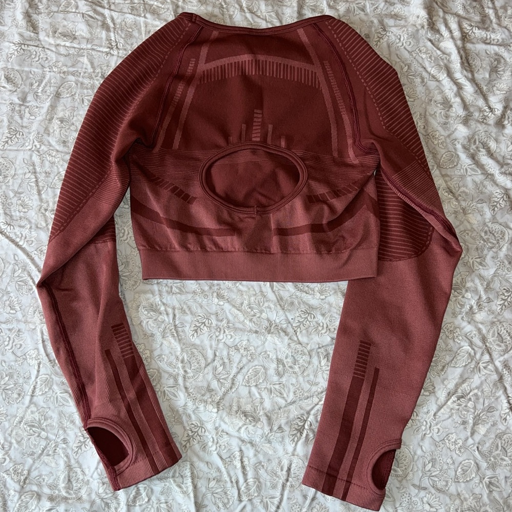 Gymshark set bundle pink geo mauve long sleeve crop and high waist capri Small - Picture 6 of 8